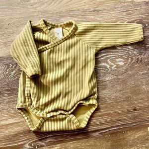 0-3 month long sleeve, organic cotton KQ kimono body suit